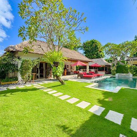 Villa Bugis Seminyak ภายนอก รูปภาพ