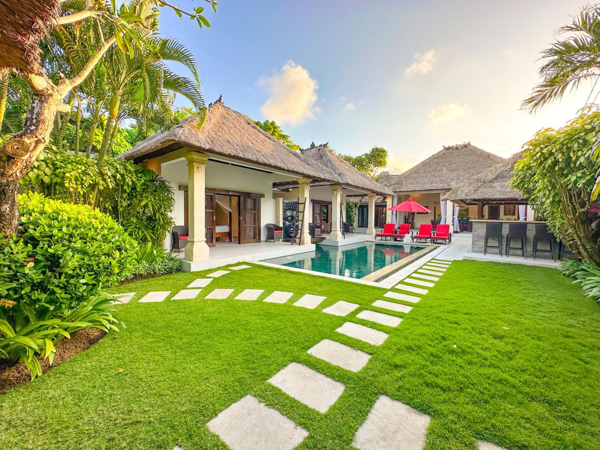 Villa Bugis Seminyak ภายนอก รูปภาพ