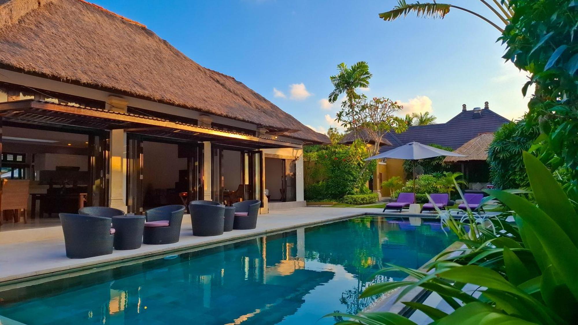 Villa Bugis Seminyak ภายนอก รูปภาพ